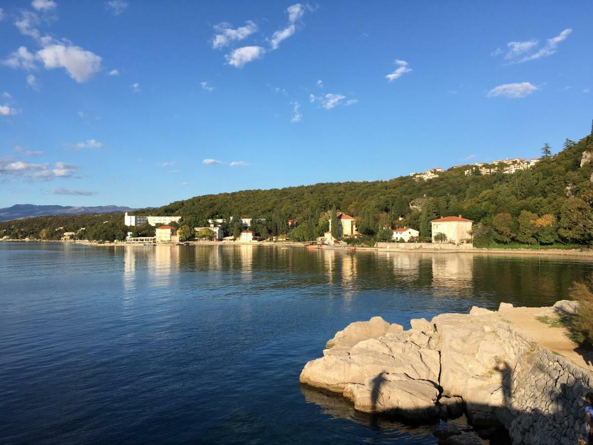 Apartments Michael & Petra , Omisalj, Insel Krk, Kroatien Exterior photo